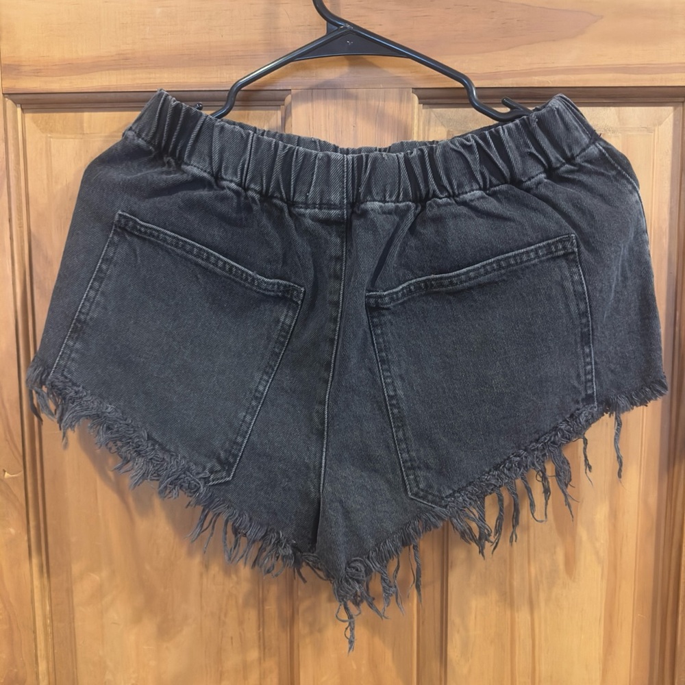 Forever21 Women's Black Denim Cheeky Shorts